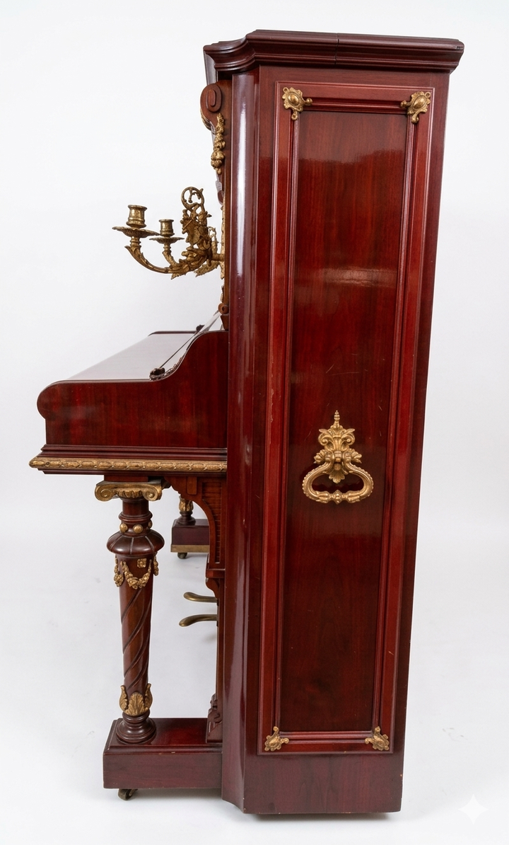 Imatge lateral del piano